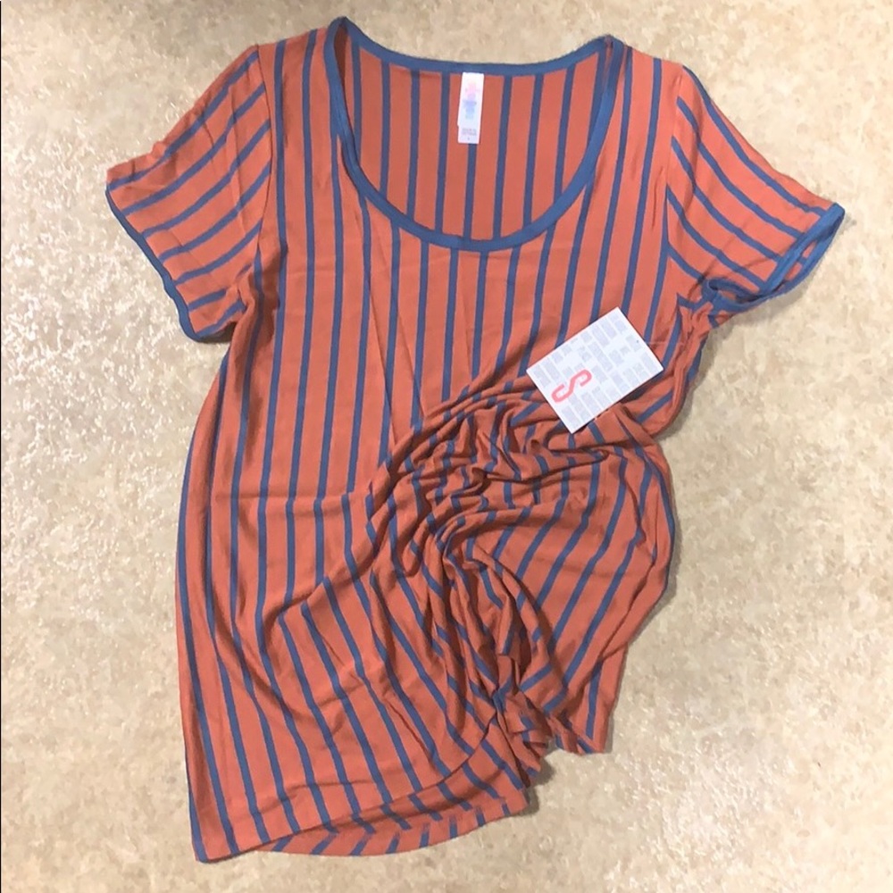 LulaRoe Classic T